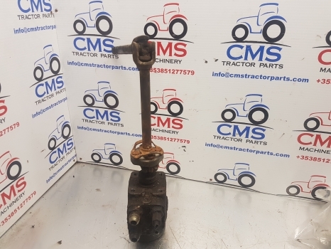 Ford New Holland 7840, 40, Ts S Steering Motor, Valve 81863664, C150or, 150n1261 - Steering for Farm tractor: picture 4 Ford New Holland 7840, 40, Ts S Steering Motor, Valve 81863664, C150or, 150n1261 - Steering for Farm tractor: picture 4