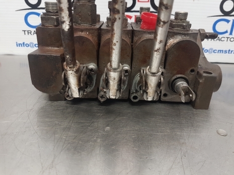 Ford New Holland Case, Massey Ferguson, Kontak Spool Valve Assy 1522, 3534 - Hydraulics: picture 4 Ford New Holland Case, Massey Ferguson, Kontak Spool Valve Assy 1522, 3534 - Hydraulics: picture 4
