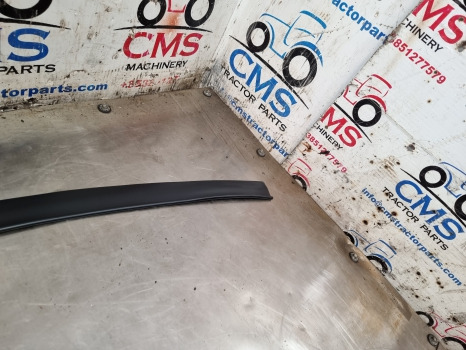 Ford Sq Cab, 10, Tw, 30 Cab Mudguard Seal E4nn16r322ab, E4nn16r322ac - Fender: picture 5 Ford Sq Cab, 10, Tw, 30 Cab Mudguard Seal E4nn16r322ab, E4nn16r322ac - Fender: picture 5
