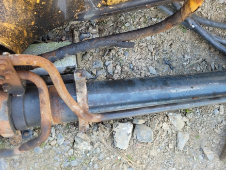 Hyundai Hx220lc Boom Lift Ram Cylinder 31k6-50110, 31k6-50120, 31y1-45410 - Hydraulic cylinder for Excavator: picture 3 Hyundai Hx220lc Boom Lift Ram Cylinder 31k6-50110, 31k6-50120, 31y1-45410 - Hydraulic cylinder for Excavator: picture 3