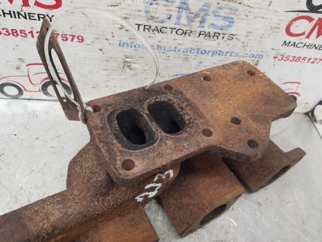 John Deere 1830, 2130 Exhaust Manifold R59588 - Exhaust manifold for Farm tractor: picture 3 John Deere 1830, 2130 Exhaust Manifold R59588 - Exhaust manifold for Farm tractor: picture 3