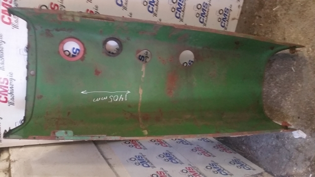 John Deere 2140, 1640, 2040 Hood, Bonnet Al33151 - Hood for Farm tractor: picture 5 John Deere 2140, 1640, 2040 Hood, Bonnet Al33151 - Hood for Farm tractor: picture 5