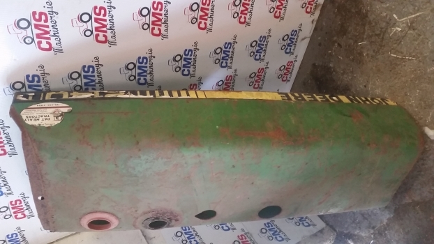 John Deere 2140, 1640, 2040 Hood, Bonnet Al33151 - Hood for Farm tractor: picture 2 John Deere 2140, 1640, 2040 Hood, Bonnet Al33151 - Hood for Farm tractor: picture 2