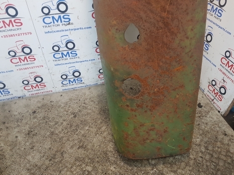 John Deere 2140, 2040s, Bonnet Al33151 - Hood for Farm tractor: picture 4 John Deere 2140, 2040s, Bonnet Al33151 - Hood for Farm tractor: picture 4