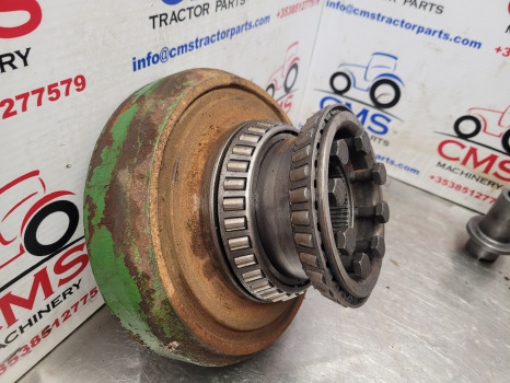 John Deere 3800 Zf Mt3035 Hub Carrier 4475.435.076, 4475.335.076, Z77315 - Rear axle: picture 2 John Deere 3800 Zf Mt3035 Hub Carrier 4475.435.076, 4475.335.076, Z77315 - Rear axle: picture 2