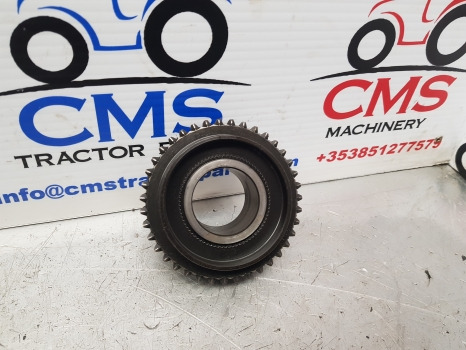 John Deere 40, 50 Series 2040, 2140, 2350, 2550, 3140 Gear Z19 Al64426 - Transmission: picture 3 John Deere 40, 50 Series 2040, 2140, 2350, 2550, 3140 Gear Z19 Al64426 - Transmission: picture 3