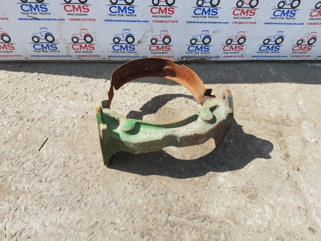 John Deere 5820, 5620, 5720, Crossbar Support Assy R211676 - Cab: picture 5 John Deere 5820, 5620, 5720, Crossbar Support Assy R211676 - Cab: picture 5
