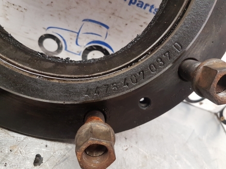 John Deere Deutz Agrotron Zf Front Hub Bolt Plate L101713, 4475407037, 04415114 - Wheel hub for Farm tractor: picture 2 John Deere Deutz Agrotron Zf Front Hub Bolt Plate L101713, 4475407037, 04415114 - Wheel hub for Farm tractor: picture 2