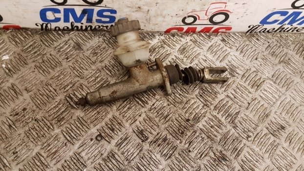 Landini Mythos Tdi 115 Clutch Master Cylinder 3558552m91 - Clutch cylinder for Farm tractor: picture 2 Landini Mythos Tdi 115 Clutch Master Cylinder 3558552m91 - Clutch cylinder for Farm tractor: picture 2