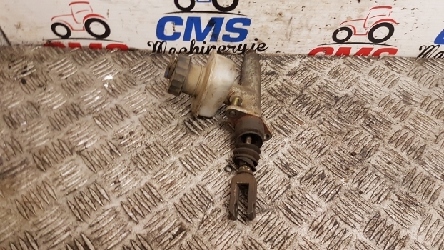 Landini Mythos Tdi 115 Clutch Master Cylinder 3558552m91 - Clutch cylinder for Farm tractor: picture 3 Landini Mythos Tdi 115 Clutch Master Cylinder 3558552m91 - Clutch cylinder for Farm tractor: picture 3