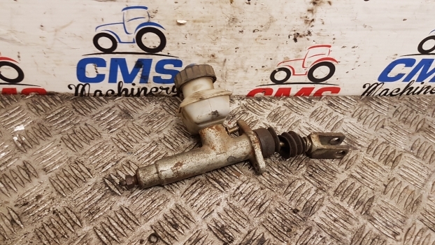 Landini Mythos Tdi 115 Clutch Master Cylinder 3558552m91 - Clutch cylinder for Farm tractor: picture 1 Landini Mythos Tdi 115 Clutch Master Cylinder 3558552m91 - Clutch cylinder for Farm tractor: picture 1