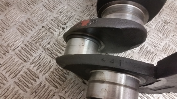 Massey Ferguson 35, 135, 140, 145, 148 Ad3.152, A3.152, A3.144 Crankshaft 84402 - Engine and parts: picture 4 Massey Ferguson 35, 135, 140, 145, 148 Ad3.152, A3.152, A3.144 Crankshaft 84402 - Engine and parts: picture 4
