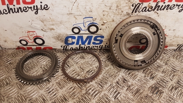 Massey Ferguson 50 Hx Transmission Synchronizer 1686796m1 - Transmission for Backhoe loader: picture 1 Massey Ferguson 50 Hx Transmission Synchronizer 1686796m1 - Transmission for Backhoe loader: picture 1