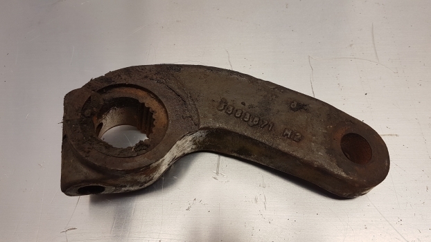 Massey Ferguson 600 Series Front Axle 2wd Top Control Arm 3383871m2 - Steering for Farm tractor: picture 2 Massey Ferguson 600 Series Front Axle 2wd Top Control Arm 3383871m2 - Steering for Farm tractor: picture 2