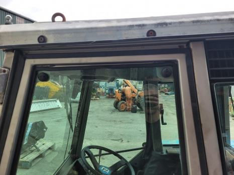 Massey Ferguson 690, 698 Landini 6550, 7550, 6880, 7880 Cab Door Lhs 3301830m93 - Door and parts: picture 4 Massey Ferguson 690, 698 Landini 6550, 7550, 6880, 7880 Cab Door Lhs 3301830m93 - Door and parts: picture 4