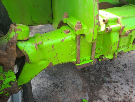 Merlo P28.7 Kt Front Axle Housing Rhs 47651 - Front axle for Telescopic handler: picture 1 Merlo P28.7 Kt Front Axle Housing Rhs 47651 - Front axle for Telescopic handler: picture 1