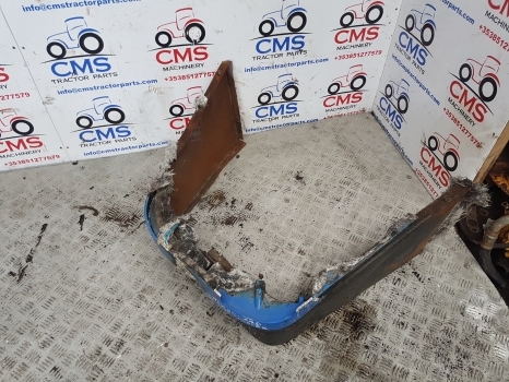 New Holland Lm435a, Lm415a, Lm445a, Lm425a Grill, Grille, Bonnet Lock 85825742 - Grill for Telescopic handler: picture 4 New Holland Lm435a, Lm415a, Lm445a, Lm425a Grill, Grille, Bonnet Lock 85825742 - Grill for Telescopic handler: picture 4