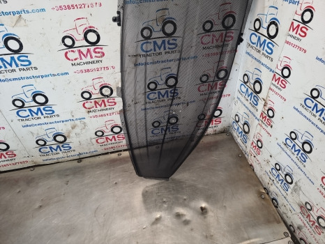 New Holland T5.120, T5.100, T5.110, Nose Cone Grille, Grill Panel 47574359 - Grill: picture 4 New Holland T5.120, T5.100, T5.110, Nose Cone Grille, Grill Panel 47574359 - Grill: picture 4