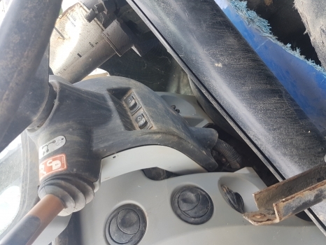 New Holland T5.95, T5.105, T5.115 Steering Column And Steering Wheel 84372908 - Steering column for Farm tractor: picture 1 New Holland T5.95, T5.105, T5.115 Steering Column And Steering Wheel 84372908 - Steering column for Farm tractor: picture 1