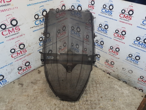 New Holland T6.180, T6, T5, Engine Front Grille , Radiator Grille 47581381 - Grill: picture 1 New Holland T6.180, T6, T5, Engine Front Grille , Radiator Grille 47581381 - Grill: picture 1