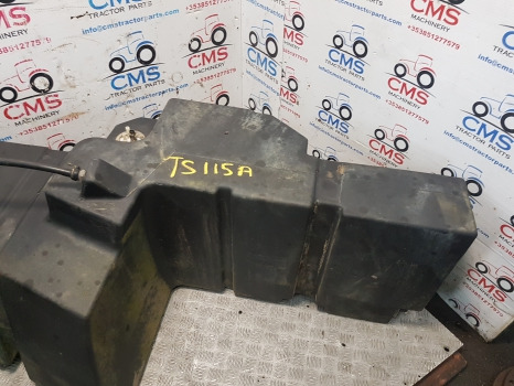 New Holland Ts115a, Ts125a, Ts135a, Ts130a, Fuel Tank 82039235 - Fuel tank: picture 4 New Holland Ts115a, Ts125a, Ts135a, Ts130a, Fuel Tank 82039235 - Fuel tank: picture 4