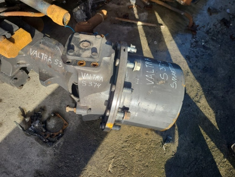 Valtra S374 Front Axle Hub Lhs Complete 770/624 7700609301, 7700610501 - Front axle: picture 3 Valtra S374 Front Axle Hub Lhs Complete 770/624 7700609301, 7700610501 - Front axle: picture 3