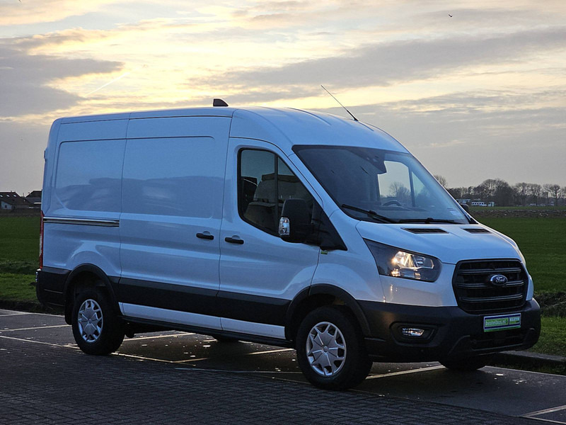 Ford Transit 2.0 L2H2 Navi 130Pk AC! - Small van: picture 4 Ford Transit 2.0 L2H2 Navi 130Pk AC! - Small van: picture 4