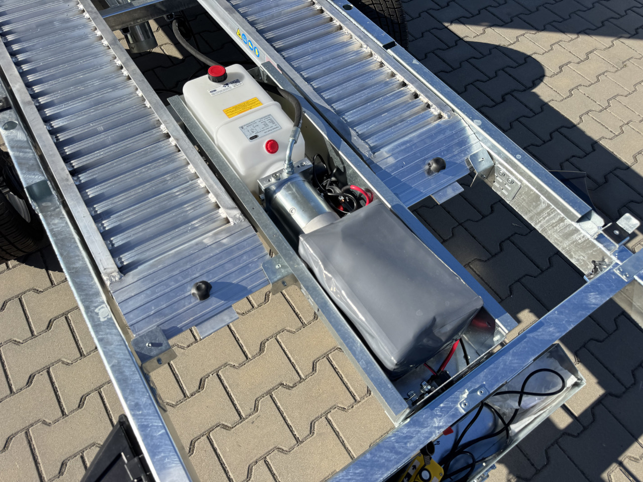 BRENDERUP BT4310STB2700 + najazdy ALU | 308 x 168 cm | 2700kg leasing BRENDERUP BT4310STB2700 + najazdy ALU | 308 x 168 cm | 2700kg: picture 12