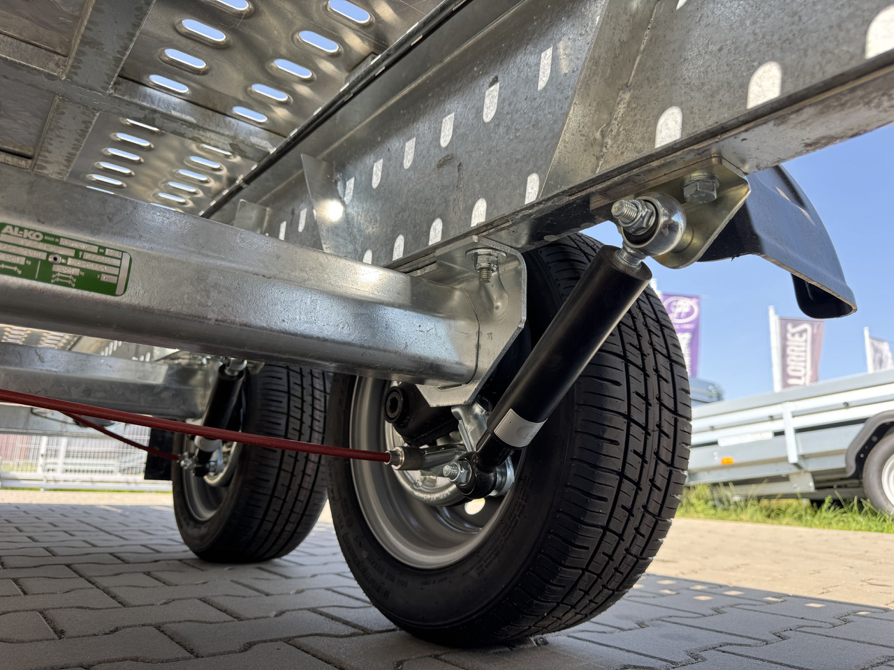 New Autotransporter trailer NIEWIADÓW Jupiter 4.5  -  450 x 210 cm / 2700 kg: picture 11