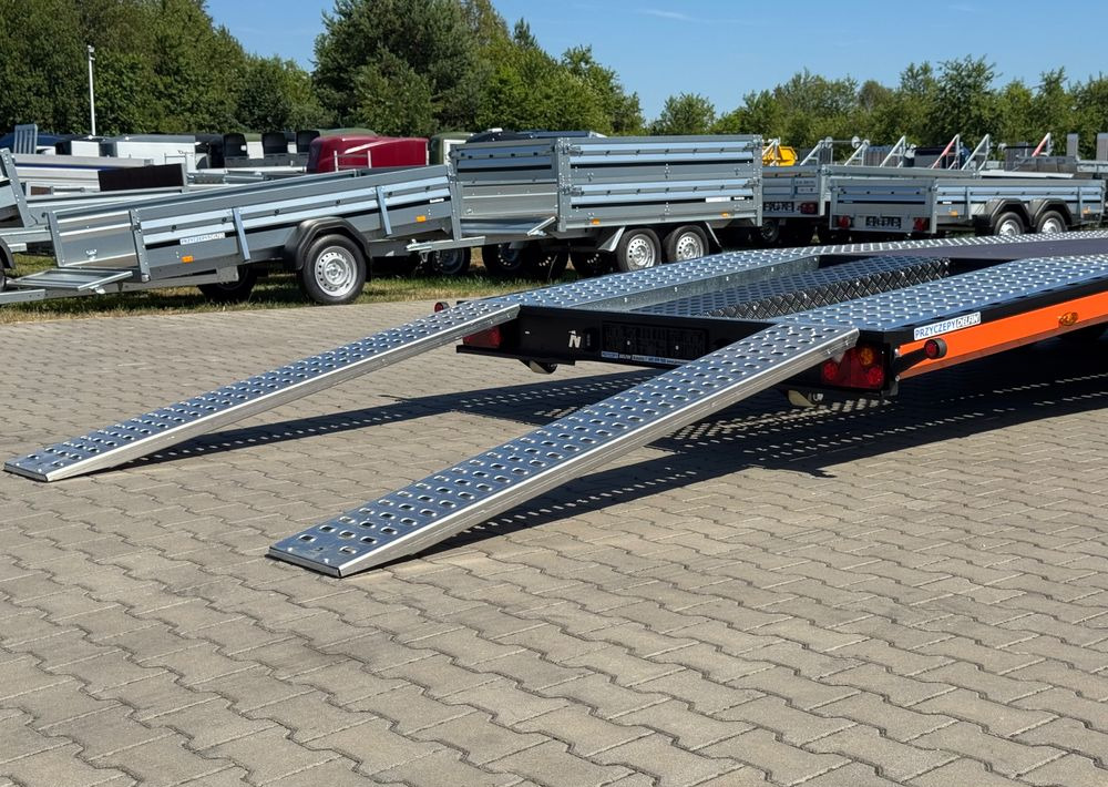 New Autotransporter trailer Niewiadów Indiana Premium Color I3585: picture 17