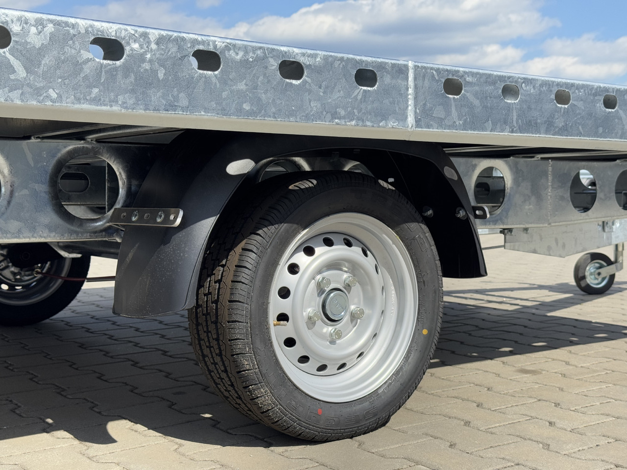 New Motorcycle trailer WIOLA QUAD 2H1.5 - przyczepa pod ATV Can-Am Maverick | Polaris RZR | 2 quady: picture 12
