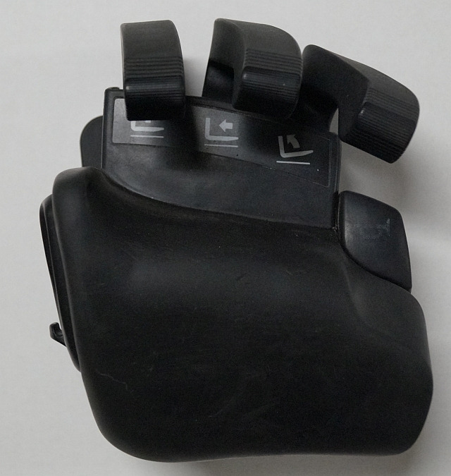 Jungheinrich 51235616 | Contro levers with side shift function Index O sn. P7825 - Electrical system for Material handling equipment: picture 1 Jungheinrich 51235616 | Contro levers with side shift function Index O sn. P7825 - Electrical system for Material handling equipment: picture 1