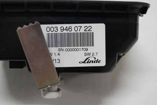 Linde 0039460722 | Display SW2.7 Display SW2.7 - Dashboard for Material handling equipment: picture 3 Linde 0039460722 | Display SW2.7 Display SW2.7 - Dashboard for Material handling equipment: picture 3