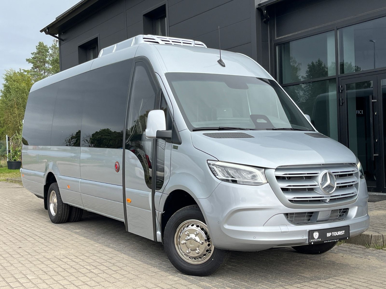 Mercedes-Benz Sprinter 519 TRANSFER XL / 22+1+1 / ON STOCK!!! Mercedes-Benz Sprinter 519 TOURIST XL/ 21-24 Seats/ IN STOCK! - Minibus, Passenger van: picture 1 Mercedes-Benz Sprinter 519 TRANSFER XL / 22+1+1 / ON STOCK!!! Mercedes-Benz Sprinter 519 TOURIST XL/ 21-24 Seats/ IN STOCK! - Minibus, Passenger van: picture 1