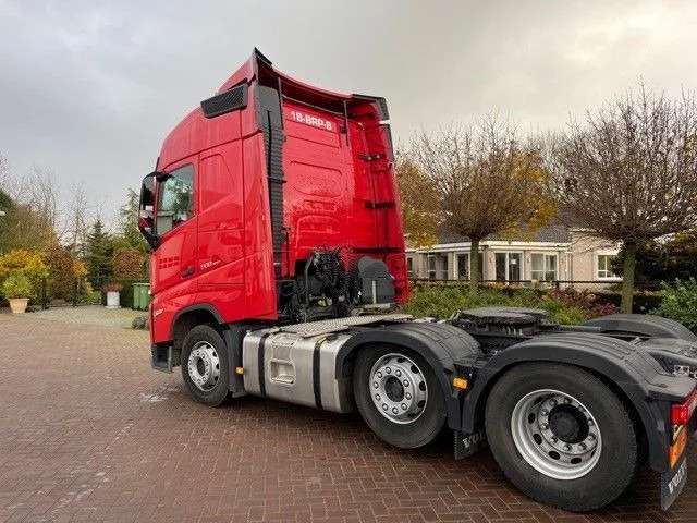 Volvo FH - Cab chassis truck: picture 4 Volvo FH - Cab chassis truck: picture 4