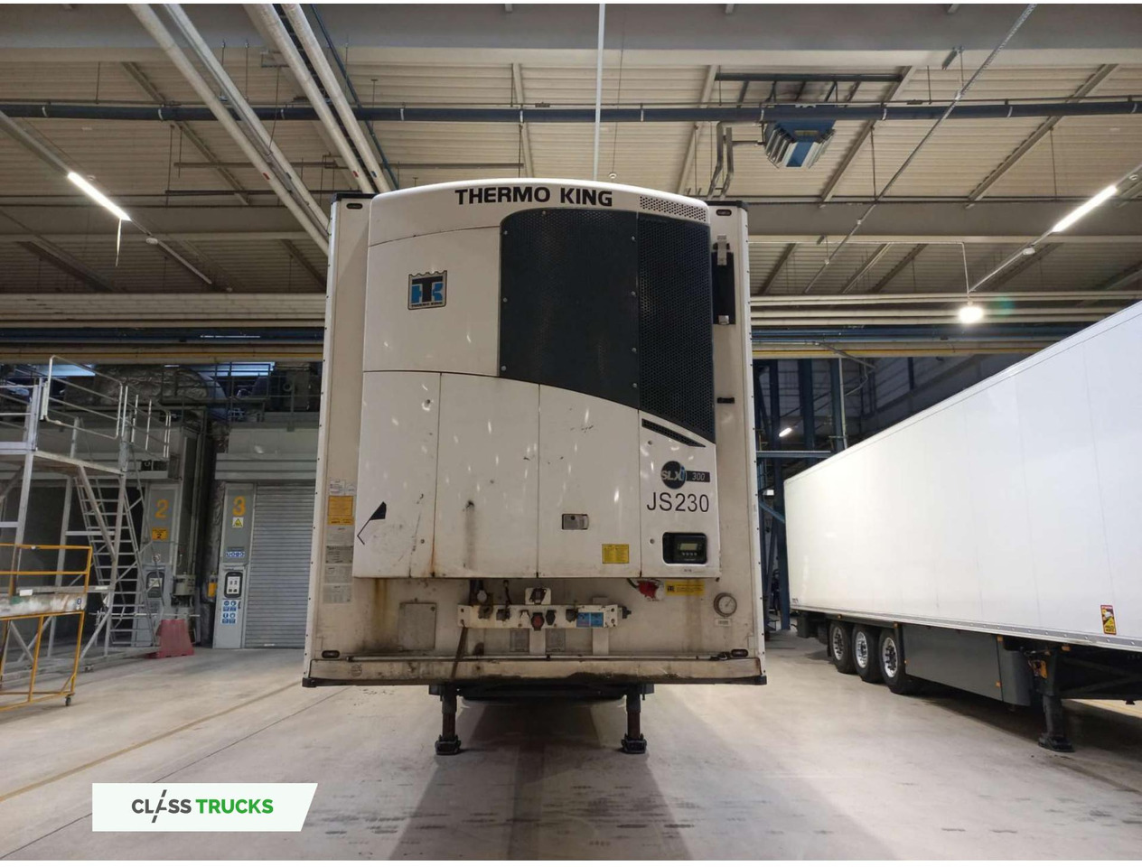 Schmitz Cargobull SKO Double Deck FP 45 ThermoKing SLXi 300 Lifting Axle - Refrigerator semi-trailer: picture 1 Schmitz Cargobull SKO Double Deck FP 45 ThermoKing SLXi 300 Lifting Axle - Refrigerator semi-trailer: picture 1