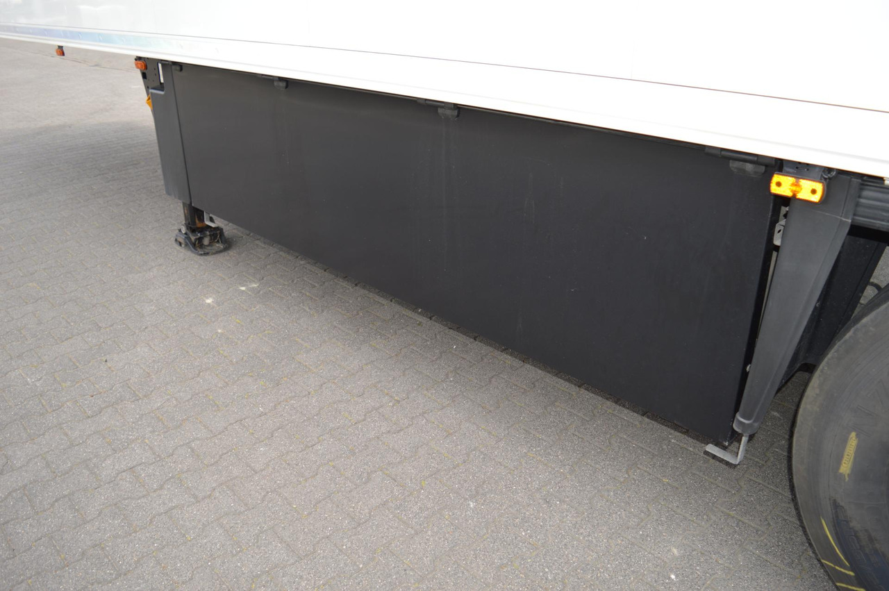 Refrigerator semi-trailer Schmitz Cargobull SKO FP 45 Carrier Vector 1550: picture 15