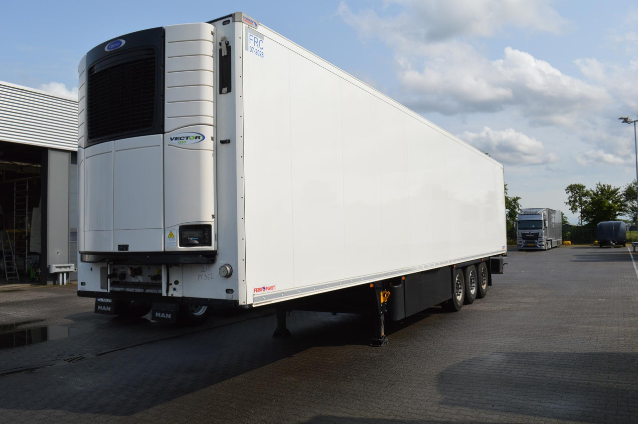 Schmitz Cargobull SKO FP 45 Carrier Vector 1550 - Refrigerator semi-trailer: picture 1 Schmitz Cargobull SKO FP 45 Carrier Vector 1550 - Refrigerator semi-trailer: picture 1