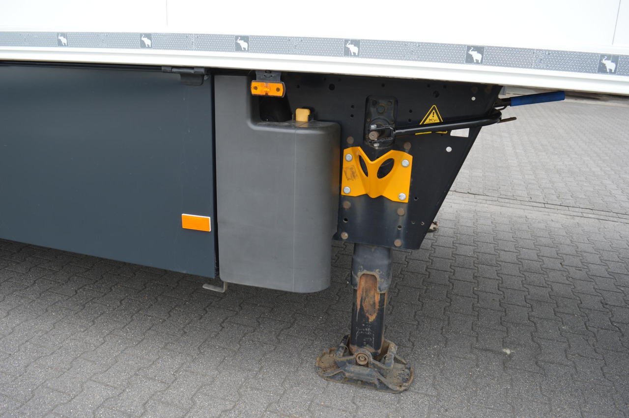 Schmitz Cargobull SKO FP 45 ThermoKing SLXi 300 - Refrigerator semi-trailer: picture 4 Schmitz Cargobull SKO FP 45 ThermoKing SLXi 300 - Refrigerator semi-trailer: picture 4