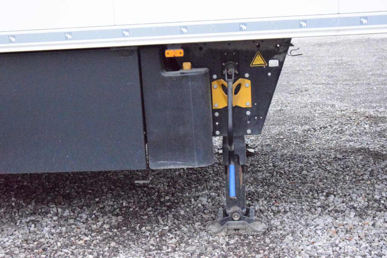 Refrigerator semi-trailer Schmitz Cargobull SKO FP 60 Carrier Vector 1550: picture 13