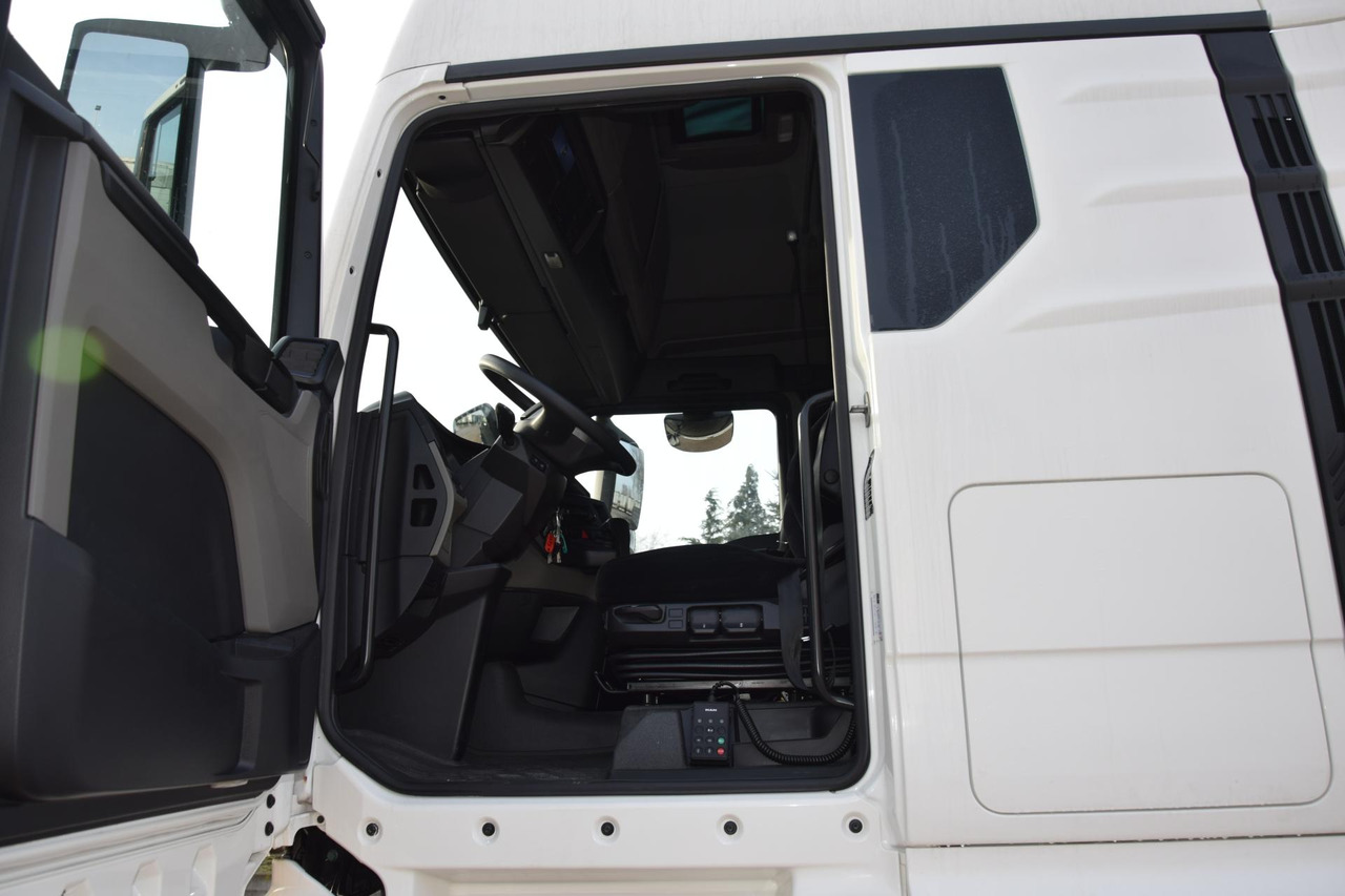 Tractor unit MAN TGX 18.470 GX: picture 8
