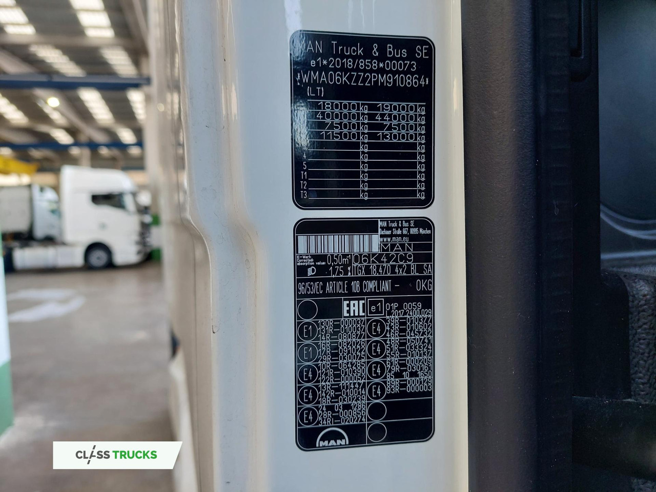 Tractor unit MAN TGX 18.470 GX: picture 13