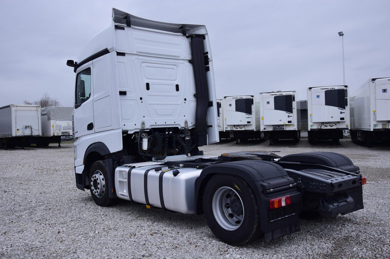 Tractor unit Mercedes-Benz Actros 5 1845 BigSpace: picture 6