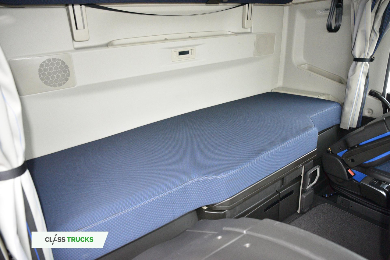 Volvo FH 460 Globetrotter XL Varios i-Save leasing Volvo FH 460 Globetrotter XL Varios i-Save: picture 21