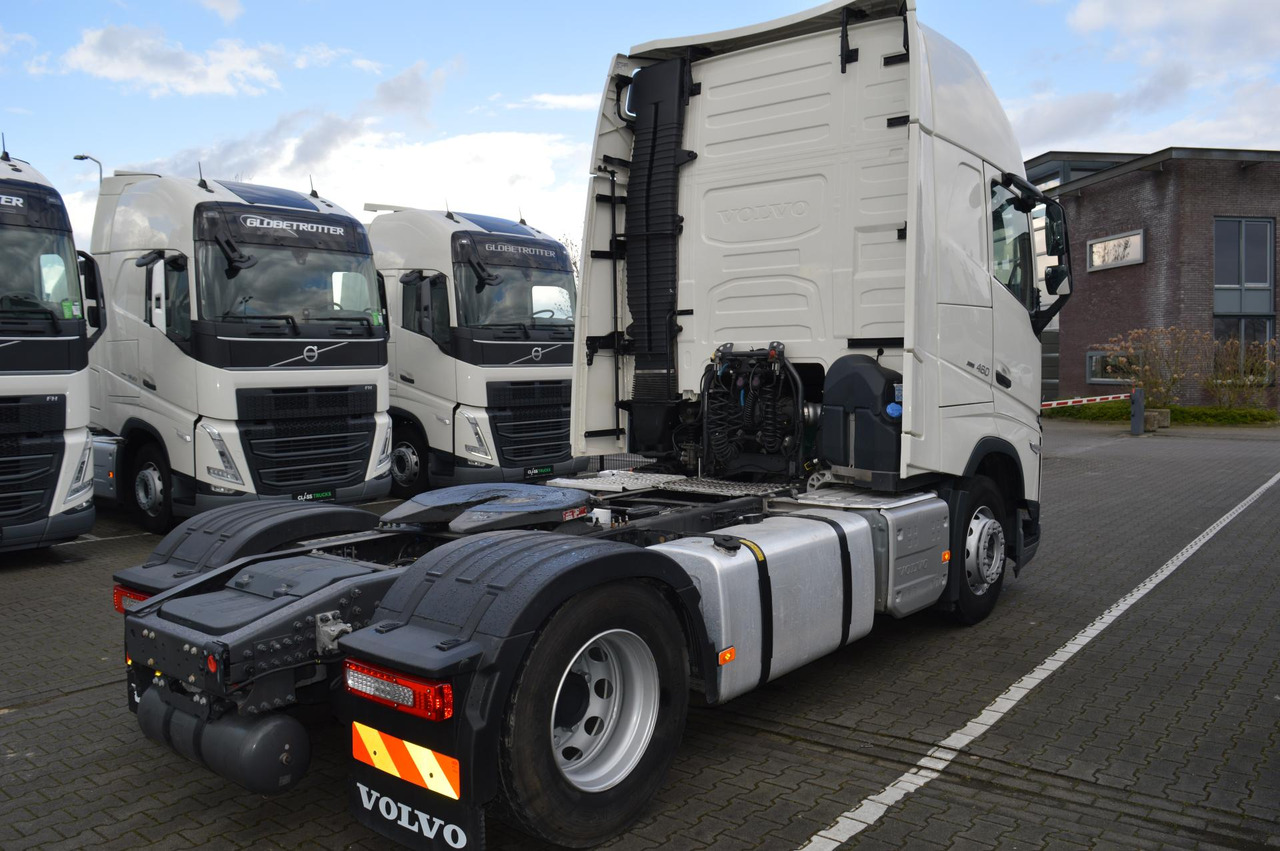Volvo FH 460 Globetrotter XL i-Save I-ParkCool - Tractor unit: picture 4 Volvo FH 460 Globetrotter XL i-Save I-ParkCool - Tractor unit: picture 4