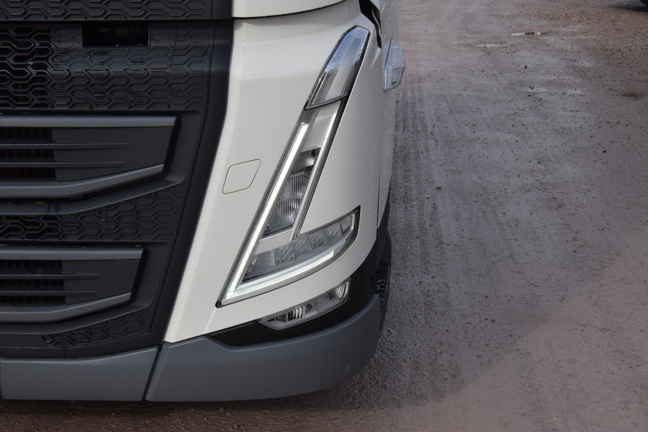 Tractor unit Volvo FH 460 Globetrotter XL i-Save: picture 7