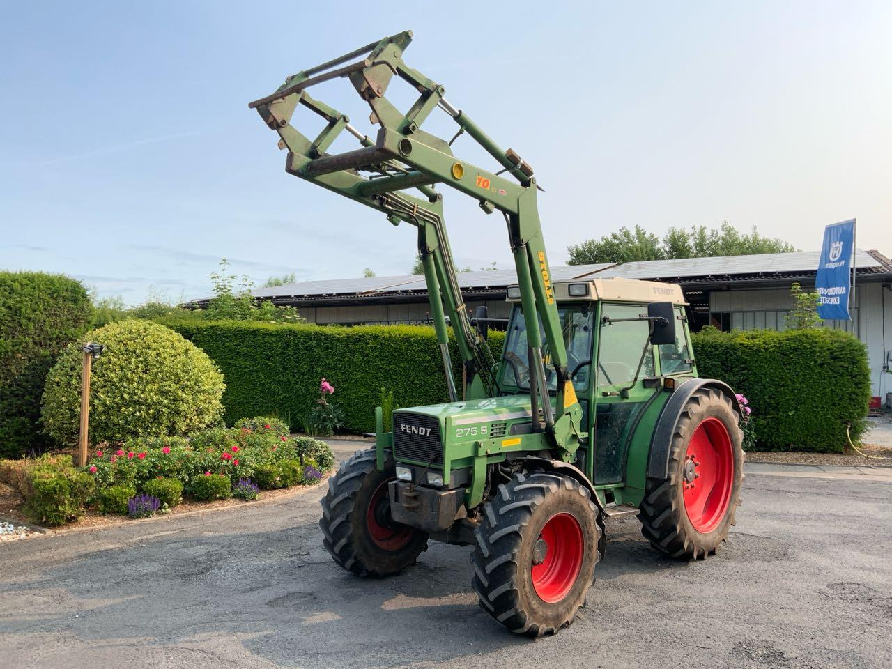 Fendt 275S - Farm tractor: picture 3 Fendt 275S - Farm tractor: picture 3