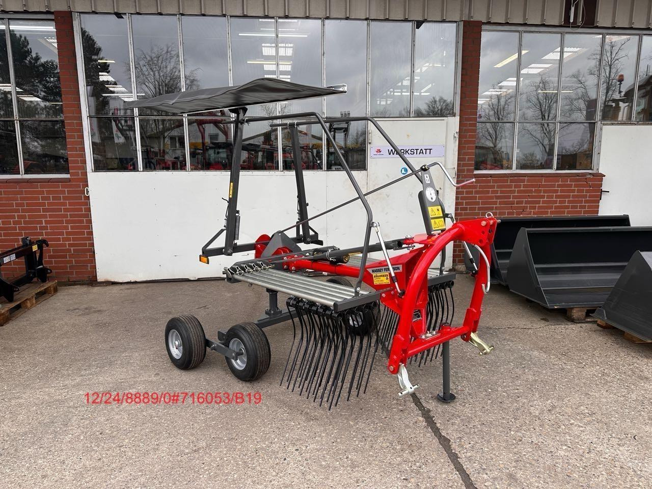 Massey Ferguson 361 DN - Tedder/ Rake: picture 1 Massey Ferguson 361 DN - Tedder/ Rake: picture 1