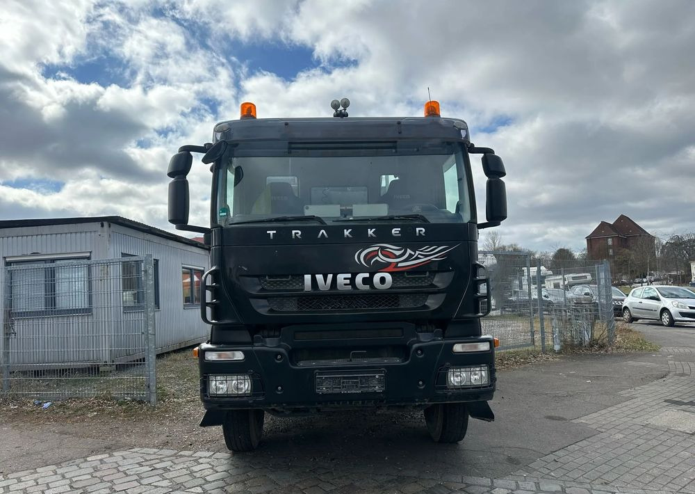 Iveco Trakker 450 | Trójstronna wywrotka | 2008 | 8x4 | Retarder | Bordmatik | Manual | - Tipper: picture 5 Iveco Trakker 450 | Trójstronna wywrotka | 2008 | 8x4 | Retarder | Bordmatik | Manual | - Tipper: picture 5