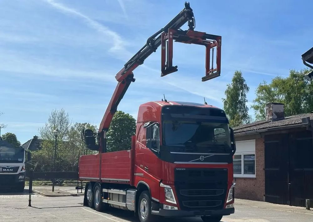 Volvo FH460 6x2 oś podnoszona – HDS Palfinger PK18.001L SLD3 / Euro 6C / 147 000 km! - Dropside/ Flatbed truck, Crane truck: picture 4 Volvo FH460 6x2 oś podnoszona – HDS Palfinger PK18.001L SLD3 / Euro 6C / 147 000 km! - Dropside/ Flatbed truck, Crane truck: picture 4